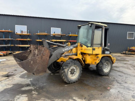 Pompa hidraulica incarcator frontal vola Volvo L30 B piese