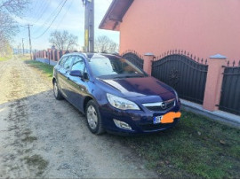 Opel astra j 2012