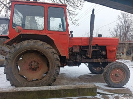 Tractor U650 cu motor de saviem