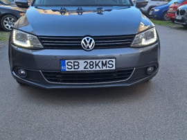 Volkswagen Jetta 2.0 TDI DSG