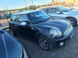 Mini Cooper facelift 1,6 benIna 120 CP