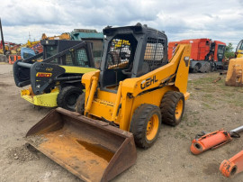 Dezmembrez bobcat Miniincarcator frontal Gehl 6640