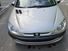 Peugeot 206_Benzina 1.4, An 2006, Hatchback 5 uși, Stare bună, Proprietar