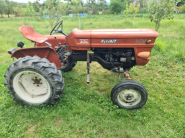 Tractor Fiat 300 Tractor Fiat780H