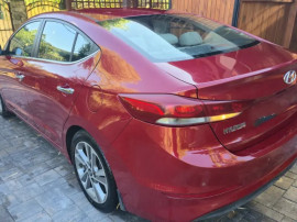 Hyundai Elantra Exclusive 1.6 CRDi 136 CP