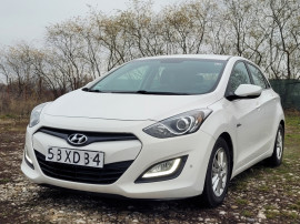 Hyundai I30 1.6 benzina Navi Camera Led Posibilitate rate