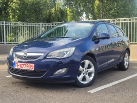 Opel Astra J 2011 1.7CDTI Bixenon Navi Posibilitate rate