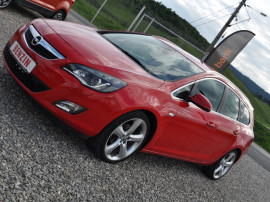 Opel Astra J 1.4i TURBO