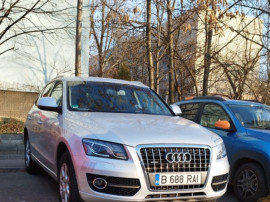 Audi Q5 quattro S-tronic