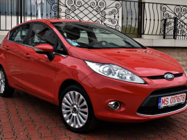 Ford Fiesta Titanium an 2010 motor 14 benzina 96CP