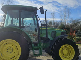 Tractor John Deere 5720