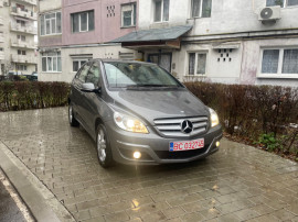 Mercedes b klass 180 benzină + gaz automata