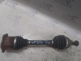 Scut motor plastic Volkswagen Passat CC 2009