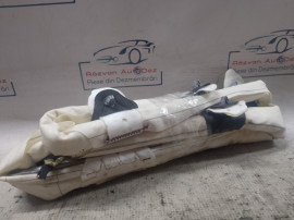 Bara fata Ford B-MAX 2014