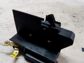 Centura dreapta fata cu capsa Volkswagen Golf 6 2010