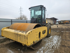 Cilindru compactor terasier CAT