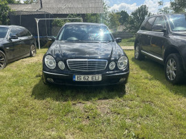 Mercedes Benz 2200
