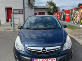 Opel Corsa 1.3 diesel anul 2012