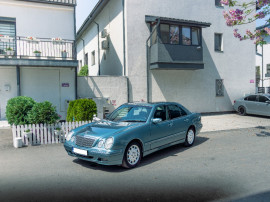 Mercedes E 220 Elegance
