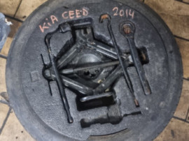 Kit roata de rezerva Kia Ceed 1.7 Motorina 2014
