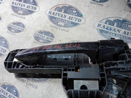 Maner exterior stanga fata Mercedes ML 2012