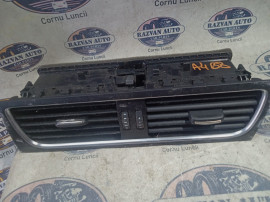 Grila ventilatie centrala Audi A4 B8 2012