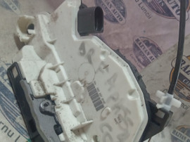 Broasca dreapta fata Volkswagen Passat CC 2013
