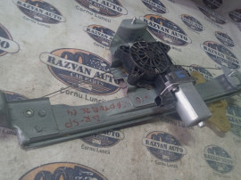 Macara geam dreapta spate Renault Captur 2014