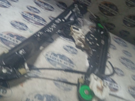 Macara geam dreapta fata BMW X1 2010