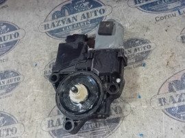 Motoras macara dreapta fata Kia Sportage 2016