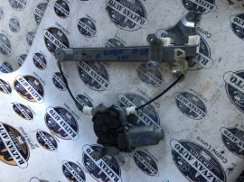 Macara geam stanga spate Nissan Qashqai 2011