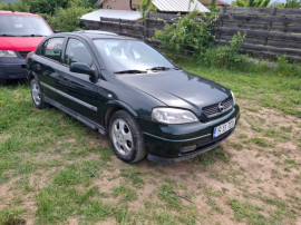 Opel astra g 1.6i an 2004 1350e
