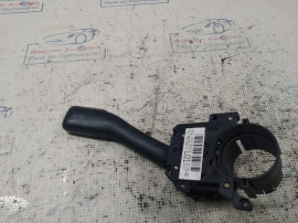 Maneta semnalizare Volkswagen Golf 4 2002