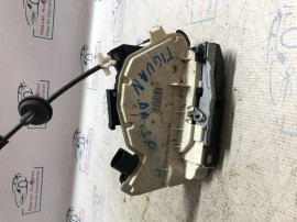 Broasca dreapta spate Volkswagen Tiguan 2008