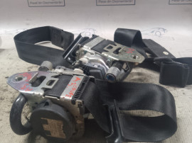 Set Centuri fata cu capsa Audi A3 2010