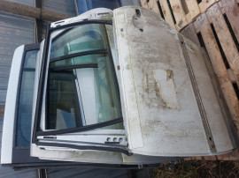 Usa stanga spate Volkswagen Passat B5.5 2002