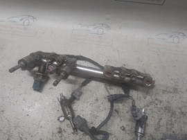 Rampa plus injectoare Nissan Pulsar Benzina 2015