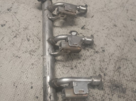 Rampa injectie Ford B-MAX 1.0 Benzina 2014