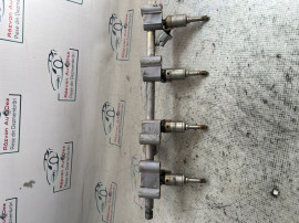 Rampa plus injectoare Renault Megane 4 1.6 Benzina 2018