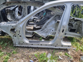 Prag stanga tabla BMW 520 F10 - Motorina 2011