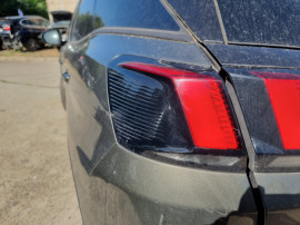 Stop stanga aripa Peugeot 3008 2017