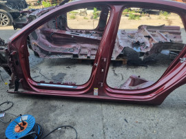 Prag stanga tabla Audi A4 B9 Berlina - Motorina 2018