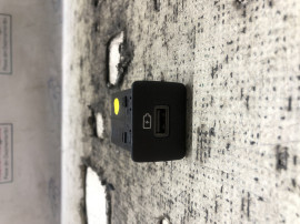 Modul usb Dacia Duster 1.0 Benzina 2021