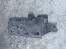 Scut lateral stanga Volkswagen Polo 2.0 Motorina 2012