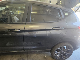 Usa stanga spate Ford Fiesta Hatchback 2020