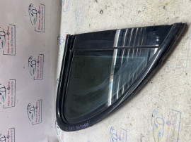 Geam aripă stanga spate Porsche Cayenne 2012