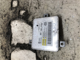 Balast xenon dreapta Volkswagen Touareg 2012