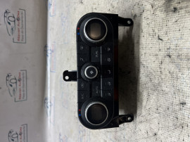 Panou comanda clima Nissan Qashqai 2012