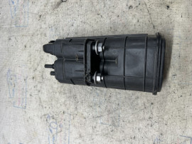 Canistra carbon Dacia Duster 1.6 Benzina 2019