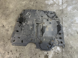 Scut motor plastic Mitsubishi Lancer 1.5 Benzina 2015